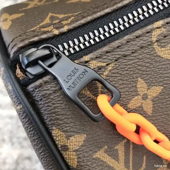 PAPILLON VUITTON LOUIS 0625